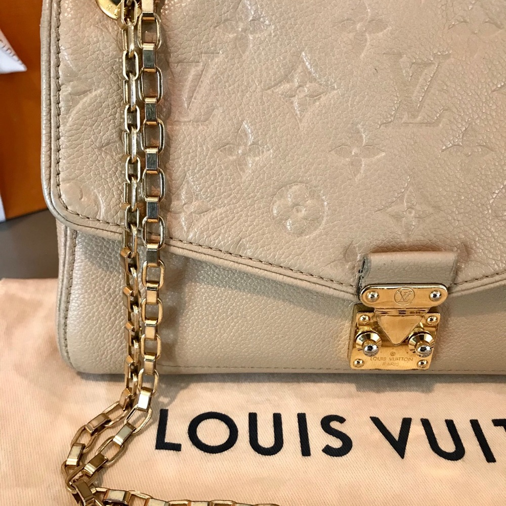 LOUIS VUITTON Saint Germain PM Leather Shoulder Bag - Picture 4 of 16